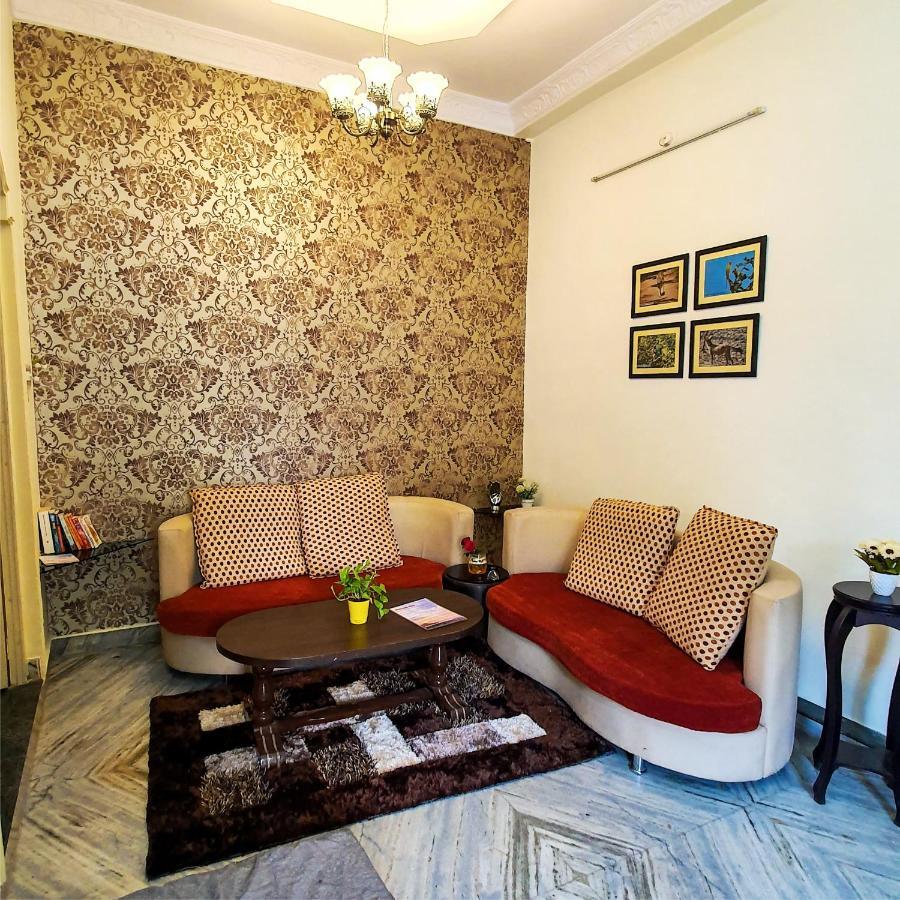 Aditya Premium Homestay- Furnished Air Conditioned- 2Bhk Джабалпур Экстерьер фото